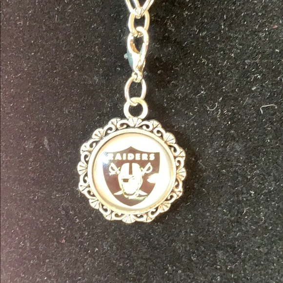 Mask Chain - Picture 2 of 4